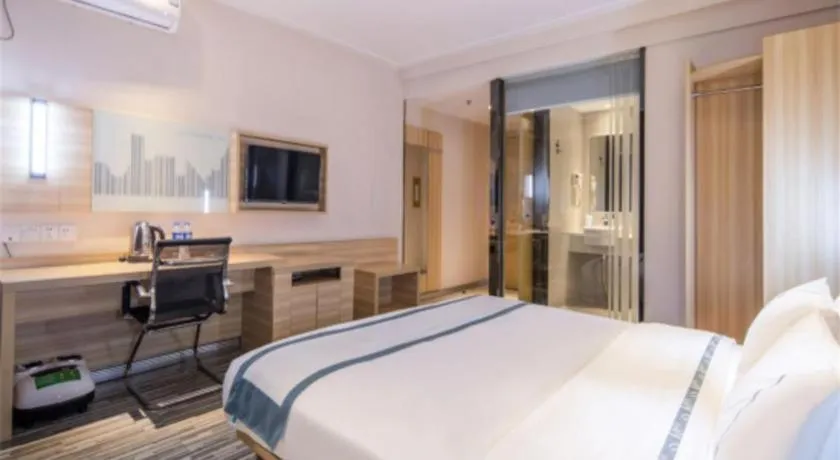 Bed in City Comfort Inn Guiyang Yan'an Middle Road Fountain Metro Station