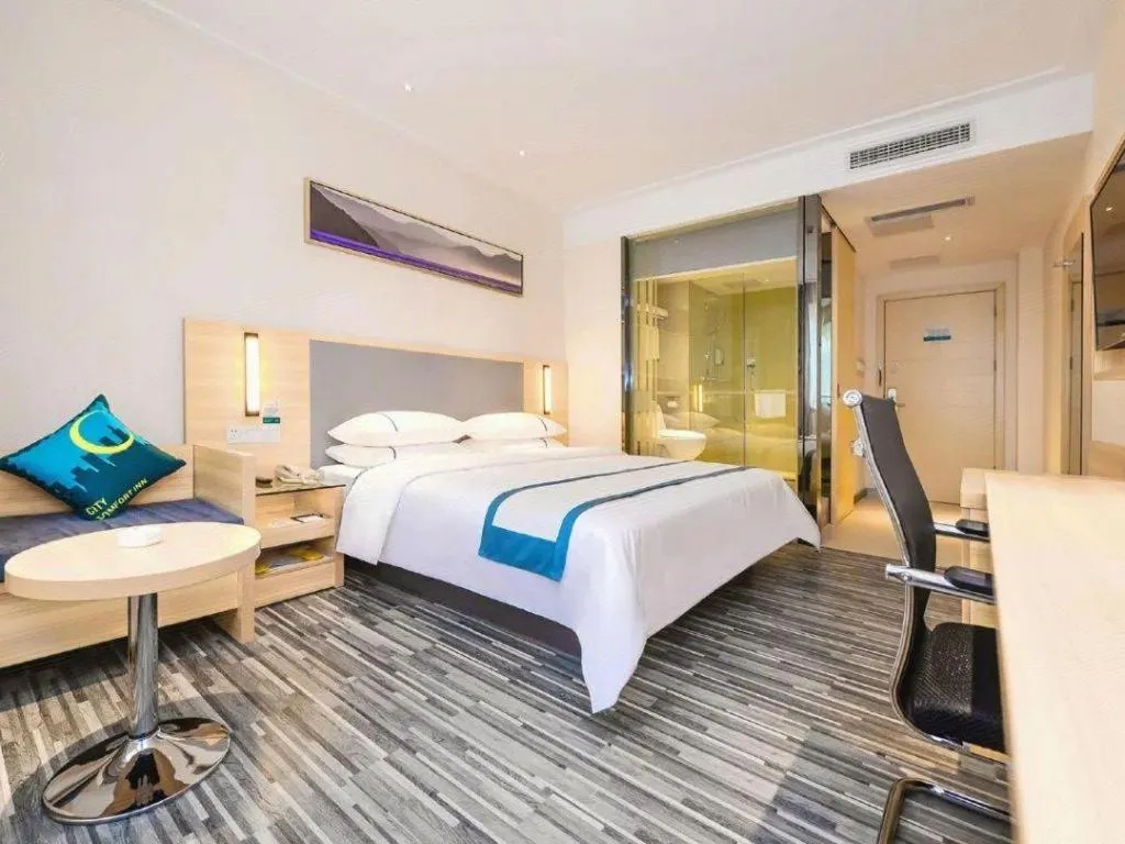 Bed in City Comfort Inn Guiyang Yan'an Middle Road Fountain Metro Station