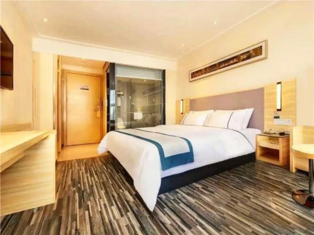 Bed in City Comfort Inn Guiyang Yan'an Middle Road Fountain Metro Station