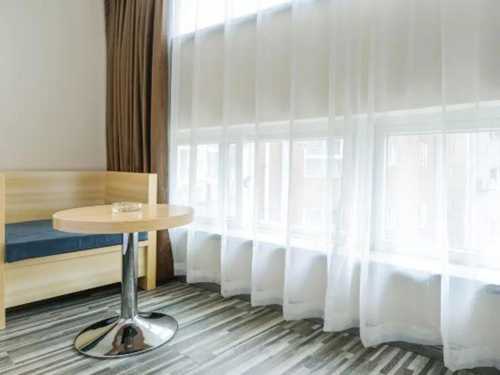 Bed in City Comfort Inn Guiyang Yan'an Middle Road Fountain Metro Station