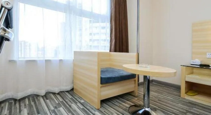 Bed in City Comfort Inn Guiyang Yan'an Middle Road Fountain Metro Station