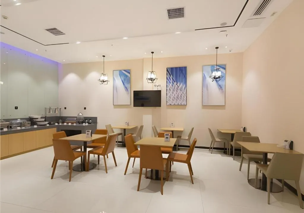 City Comfort Inn Liuzhou High-speed Railway Station Entrance