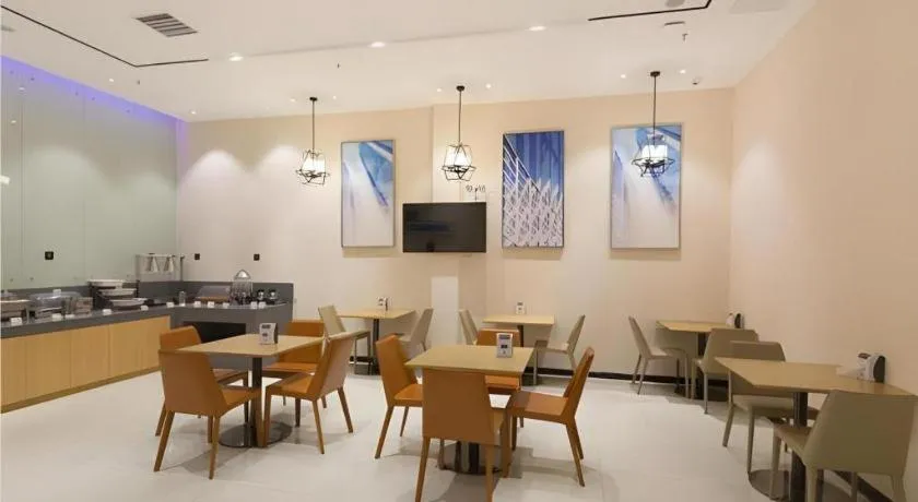 City Comfort Inn Liuzhou High-speed Railway Station Entrance