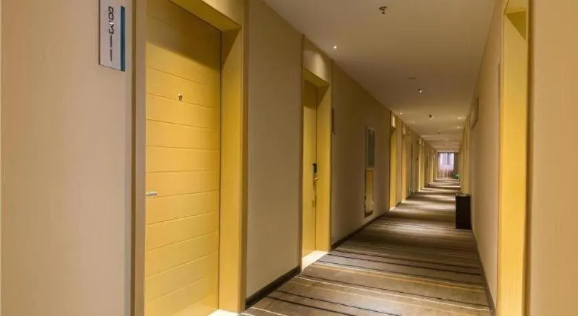 City Comfort Inn Liuzhou High-speed Railway Station Entrance