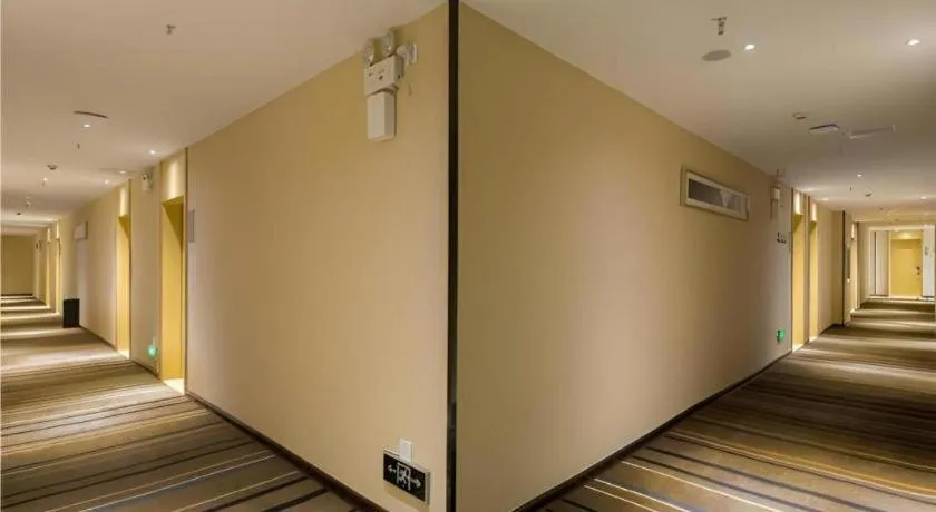 City Comfort Inn Liuzhou High-speed Railway Station Entrance