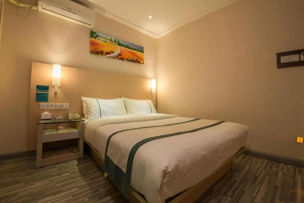 Bed in City Comfort Inn Yulin Jincheng Center Municipal Government