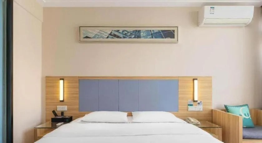 Bed in City Comfort Inn Yulin Jincheng Center Municipal Government