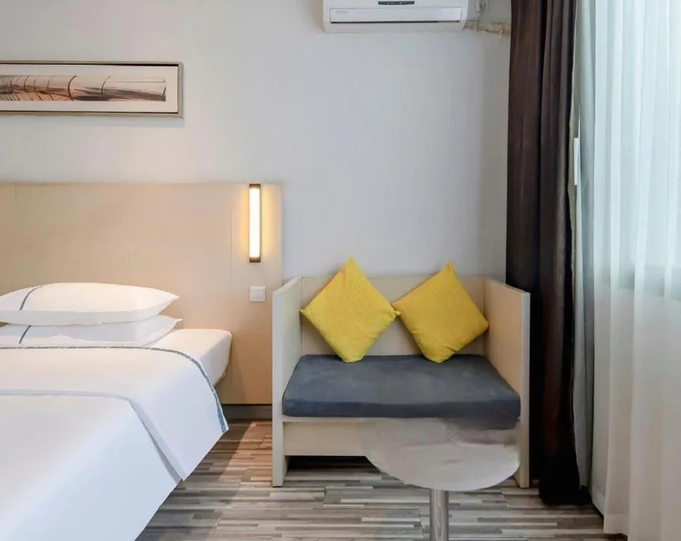 Bed in City Comfort Inn Yulin Jincheng Center Municipal Government