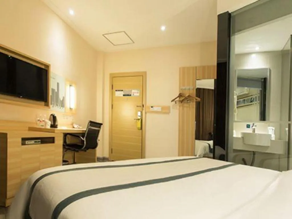 Bed in City Comfort Inn Yulin Jincheng Center Municipal Government