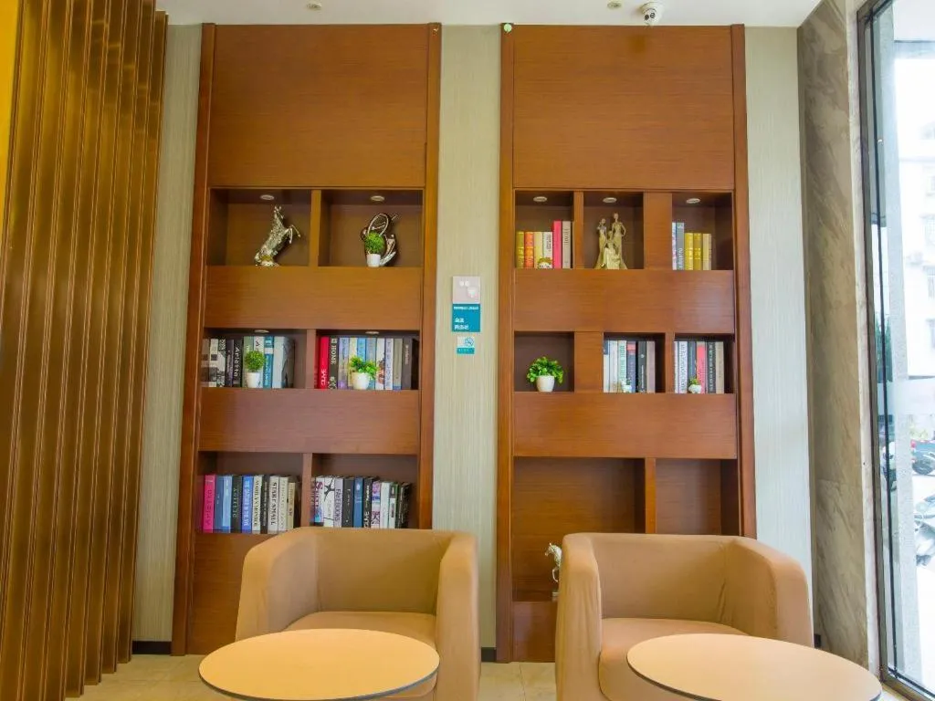 City Comfort Inn Fangcheng Qunxing Avenue