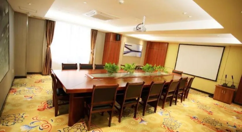 City Comfort Inn Fangcheng Qunxing Avenue