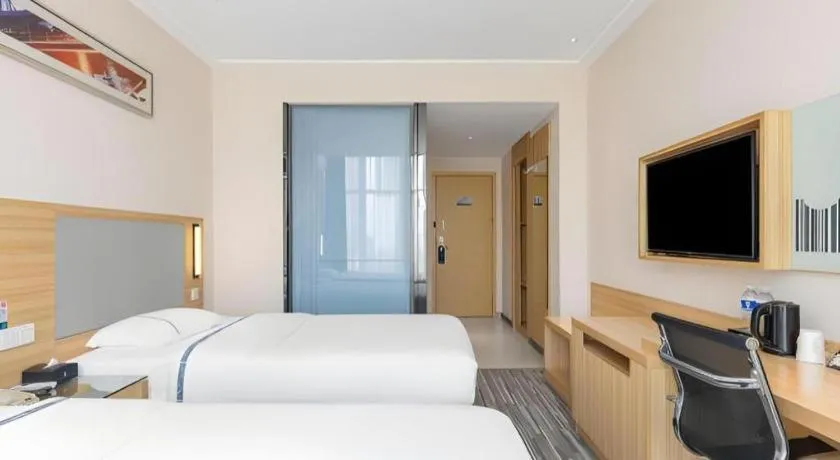 Bed in City Comfort Inn Shantou Daxue Road