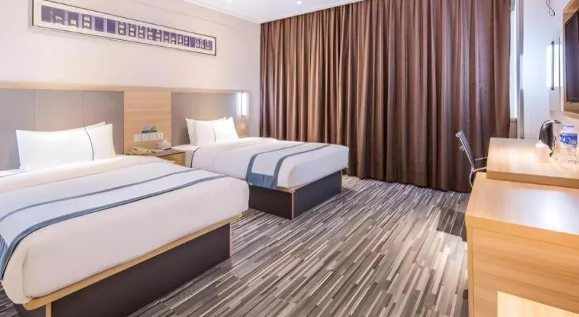 Bed in City Comfort Inn Shantou Daxue Road