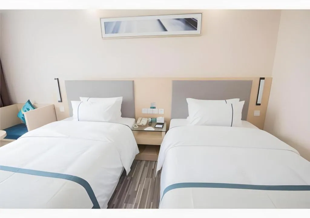 Bed in City Comfort Inn Shantou Daxue Road