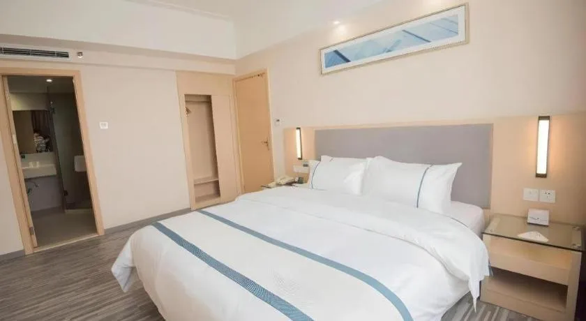 Bed in City Comfort Inn Shantou Daxue Road