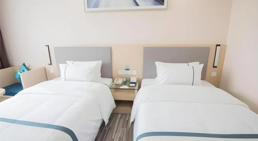 Bed in City Comfort Inn Shantou Daxue Road