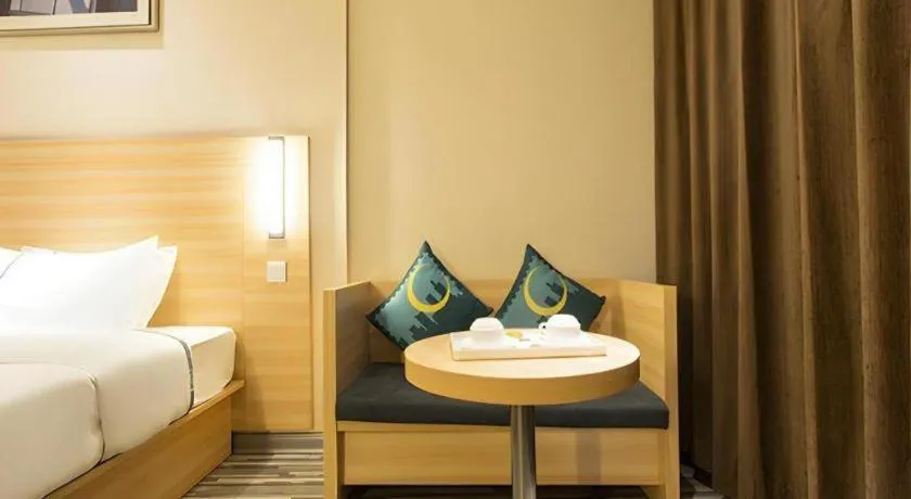 Bed in City Comfort Inn Nanning Wuyi Fude