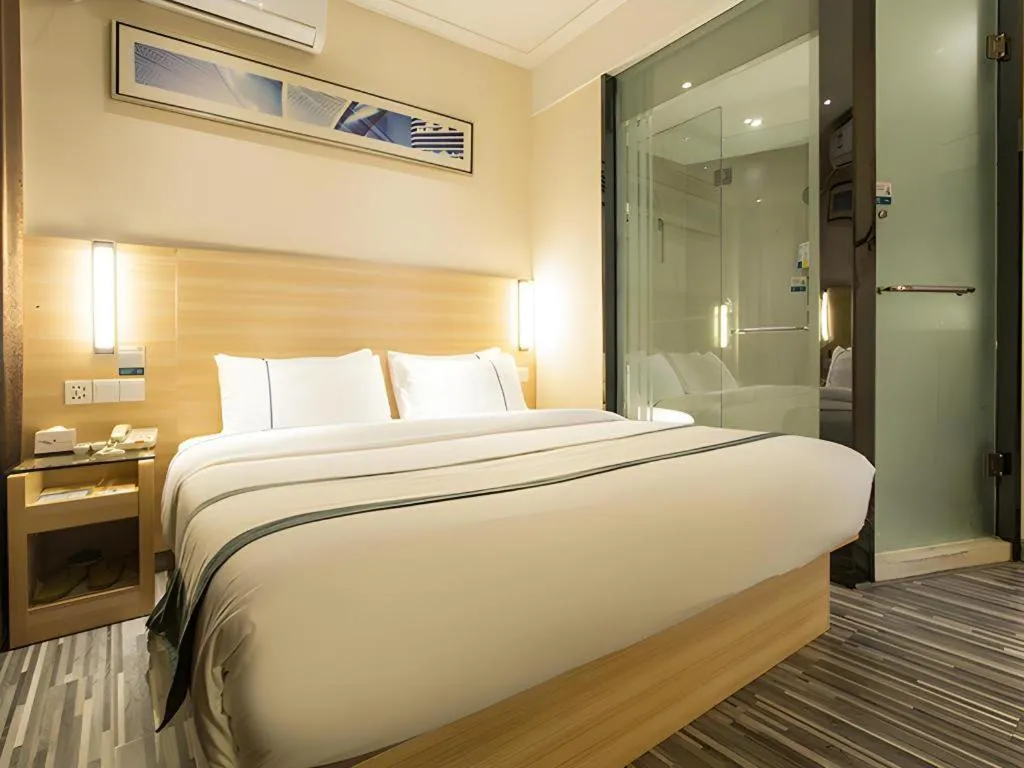 Bed in City Comfort Inn Nanning Wuyi Fude