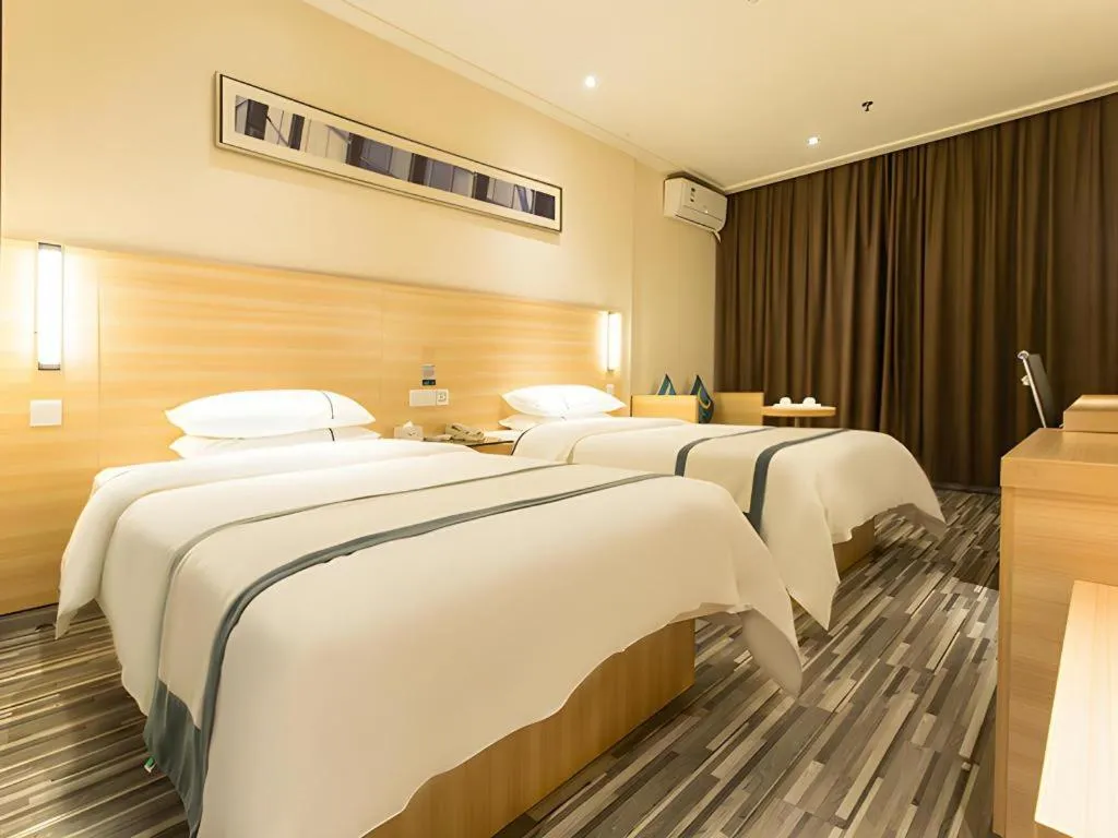 Bed in City Comfort Inn Nanning Wuyi Fude