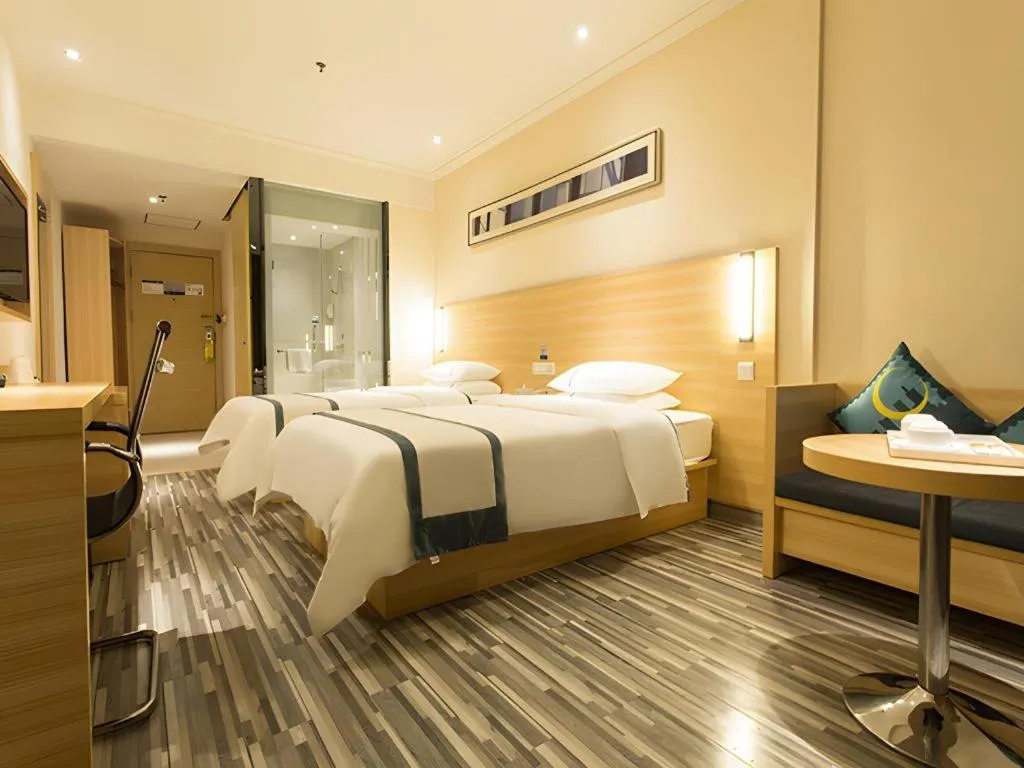 Bed in City Comfort Inn Nanning Wuyi Fude