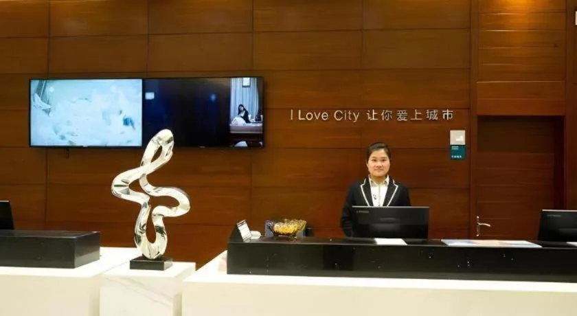 City Comfort Inn Huanggang Tuanfeng Passenger