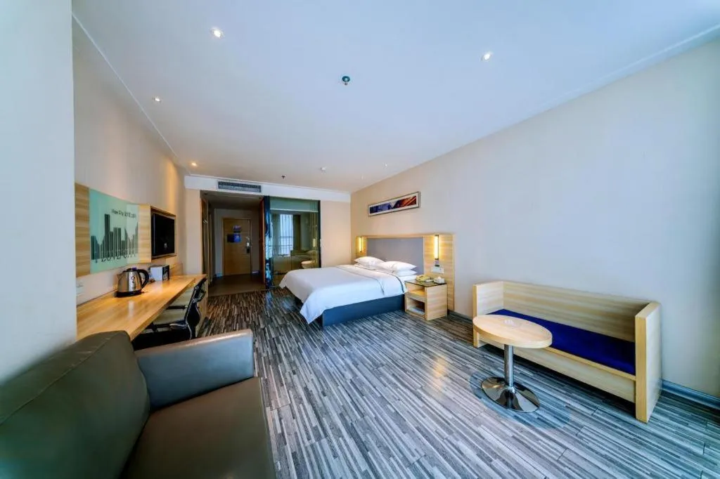 Bed in City Comfort Inn Guilin Quanzhou Zhongxin Square