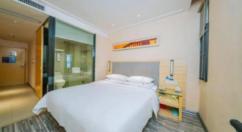 Bed in City Comfort Inn Guilin Quanzhou Zhongxin Square