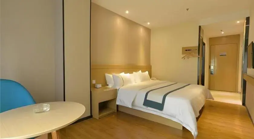 Bed in City Comfort Inn Zhuhai Qinglv Middle Road Riyuebei Grand Theater Bed in City Comfort Inn Zhuhai Qinglv Middle Road Riyuebei Grand Theater