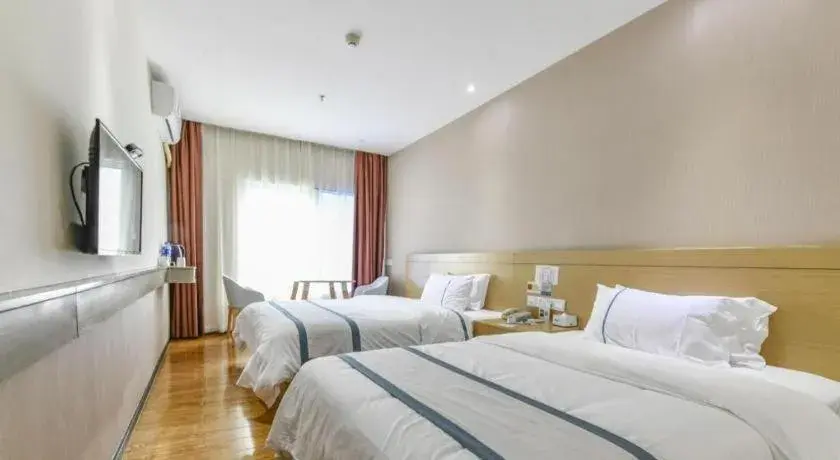 Bed in City Comfort Inn Zhuhai Qinglv Middle Road Riyuebei Grand Theater Bed in City Comfort Inn Zhuhai Qinglv Middle Road Riyuebei Grand Theater