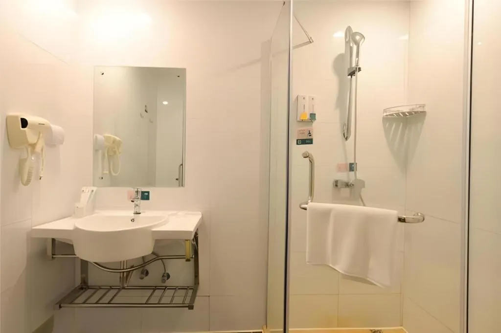 City Comfort Inn Zhuhai Qinglv Middle Road Riyuebei Grand Theater