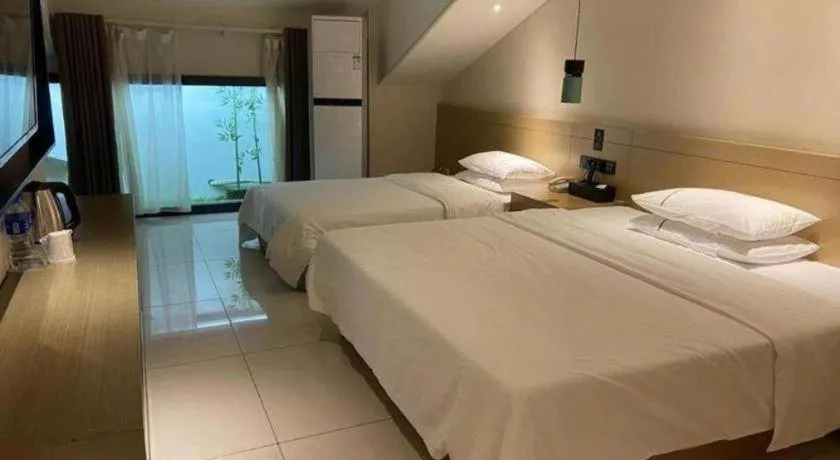 Bed in City Comfort Inn Nanchang Gaoxin Avenue Metro Station Aixi Lake