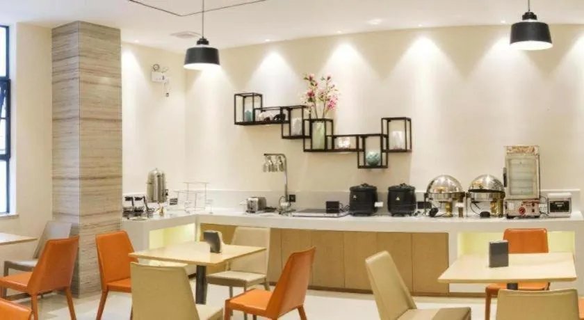 City Comfort Inn Beiliu Yongfeng Plaza Chengnan Bus Station