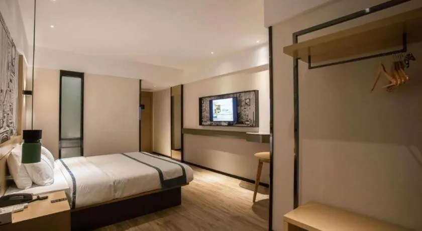 Bed in City Comfort Inn Beiliu Yongfeng Plaza Chengnan Bus Station