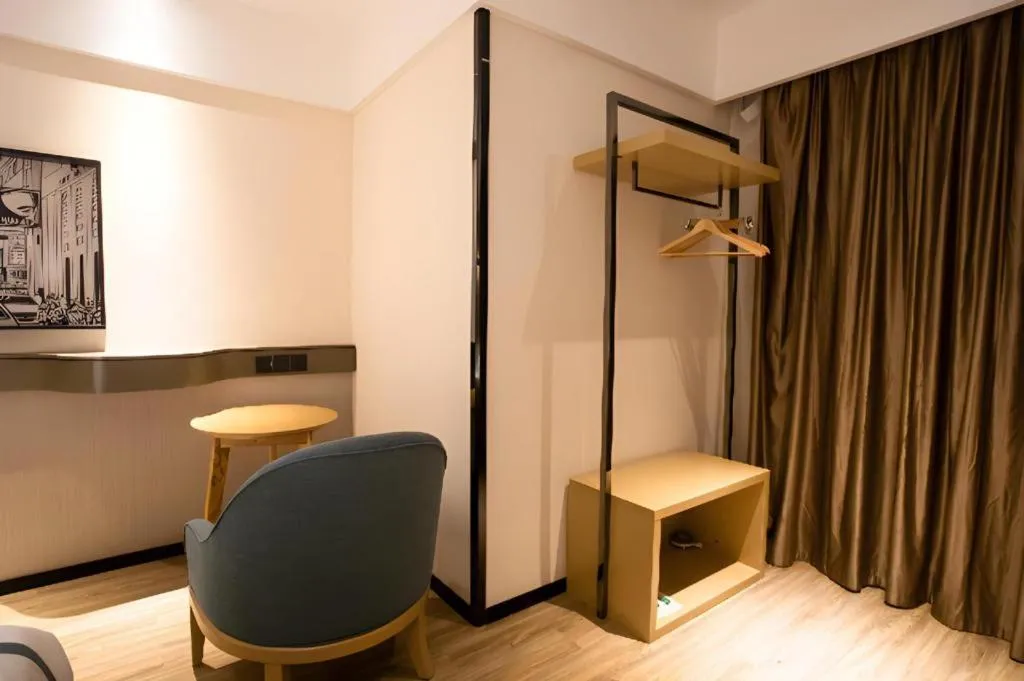 City Comfort Inn Beiliu Yongfeng Plaza Chengnan Bus Station