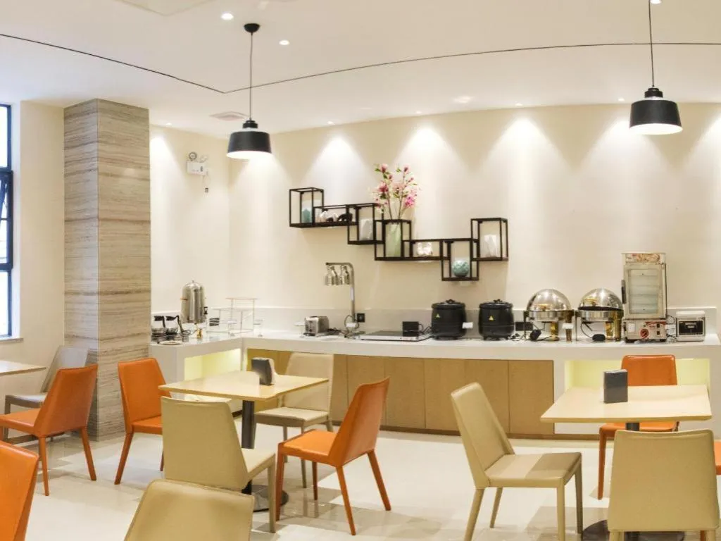 City Comfort Inn Beiliu Yongfeng Plaza Chengnan Bus Station