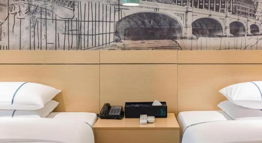 Bed in City Comfort Inn Beiliu Yongfeng Plaza Chengnan Bus Station