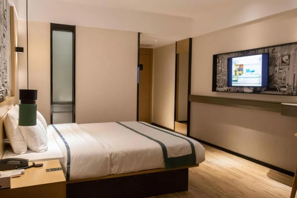 Bed in City Comfort Inn Beiliu Yongfeng Plaza Chengnan Bus Station