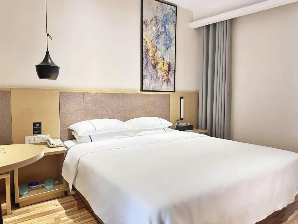 Bed in City Comfort Inn Tianmen Xincheng Walmart