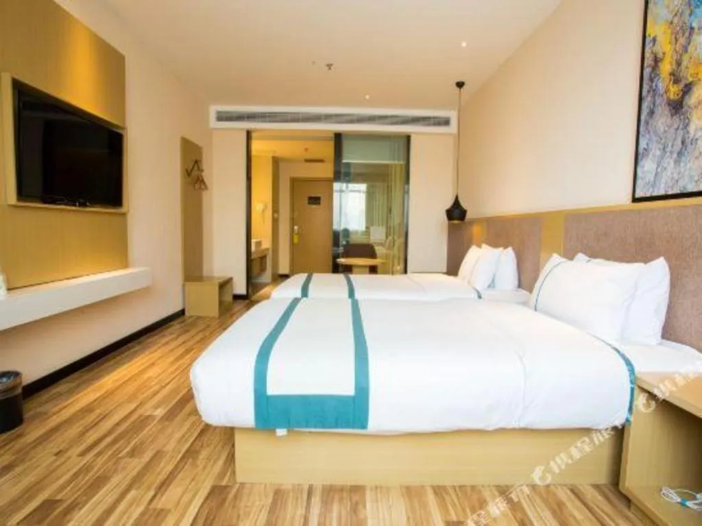 Bed in City Comfort Inn Tianmen Xincheng Walmart