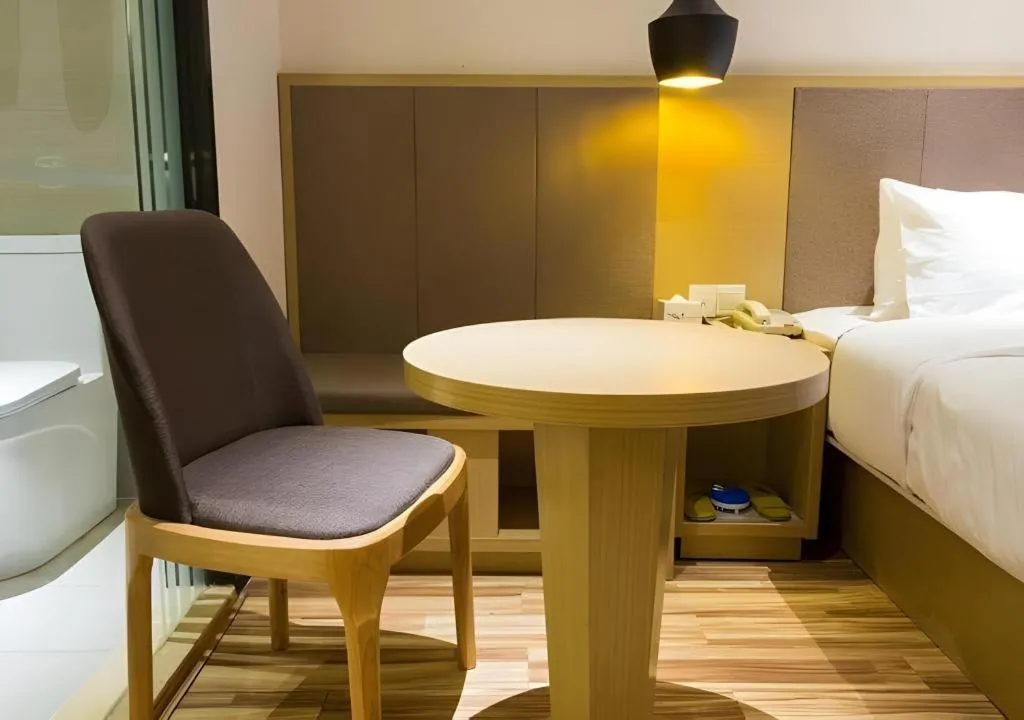 Bed in City Comfort Inn Tianmen Xincheng Walmart