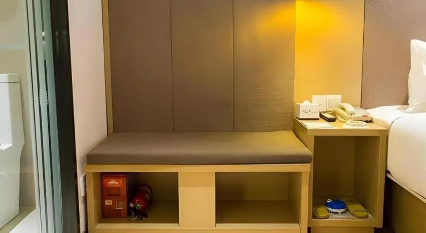 Bed in City Comfort Inn Tianmen Xincheng Walmart