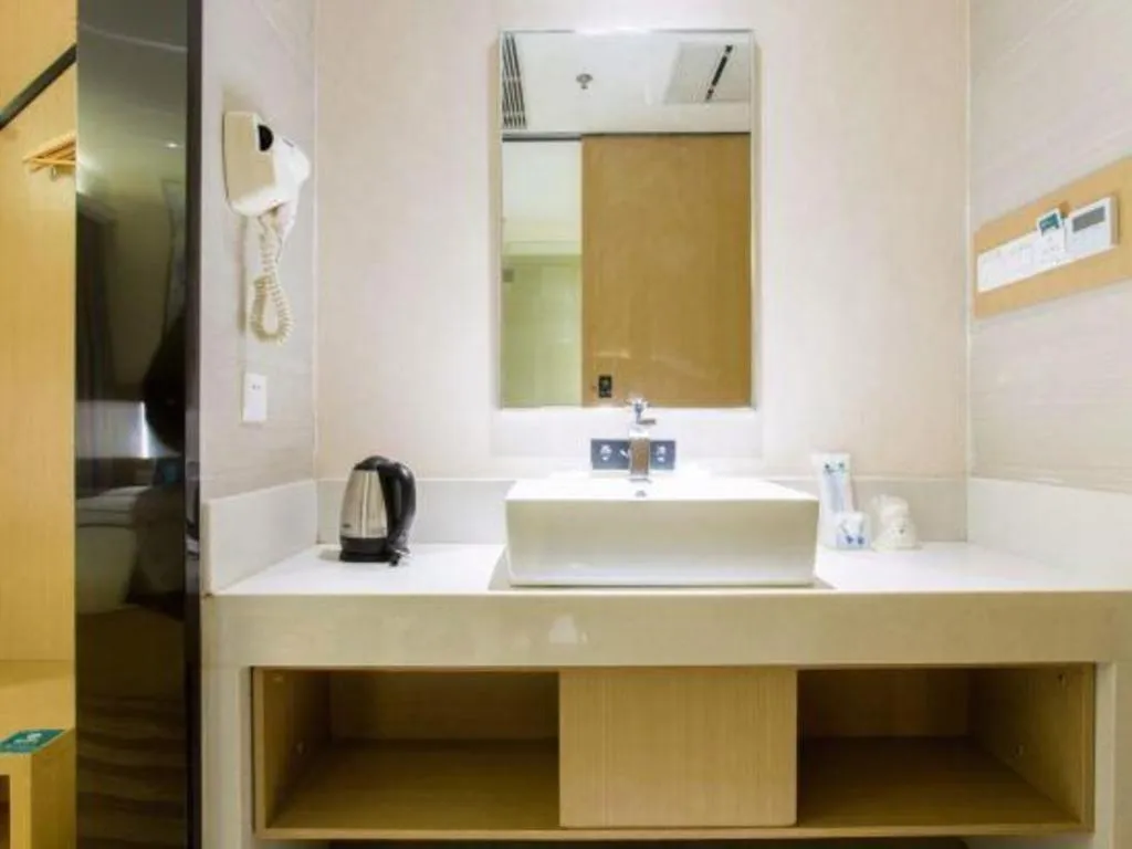 City Comfort Inn Tianmen Xincheng Walmart