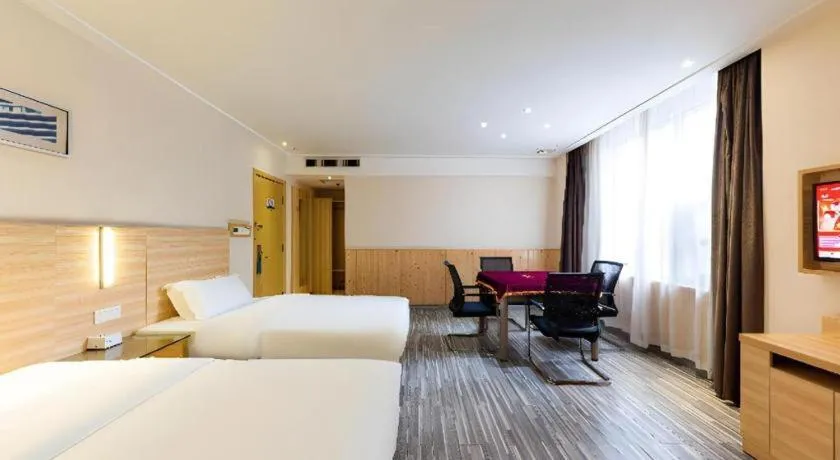 Bed in City Comfort Inn Jingmen Zhongjian Jinxiang Square