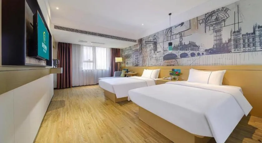 Bed in City Comfort Inn Chongqing Huangguan Dafuti