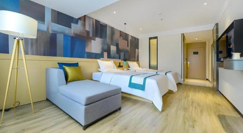 Bed in City Comfort Inn Chongqing Huangguan Dafuti