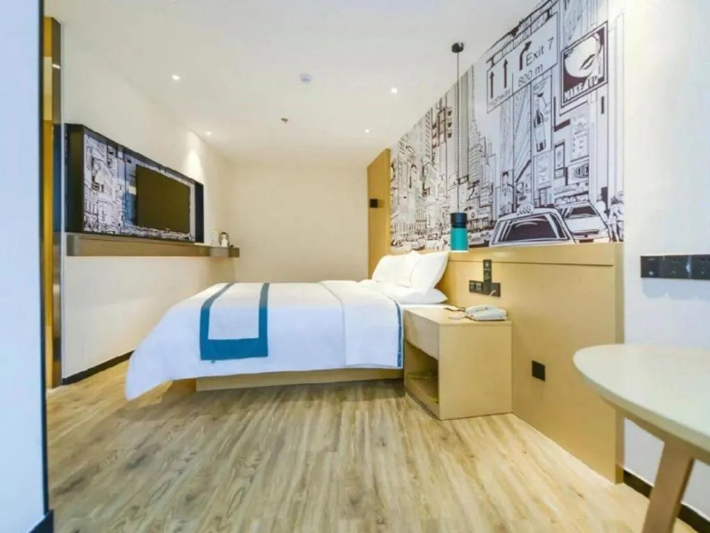 Bed in City Comfort Inn Chongqing Huangguan Dafuti