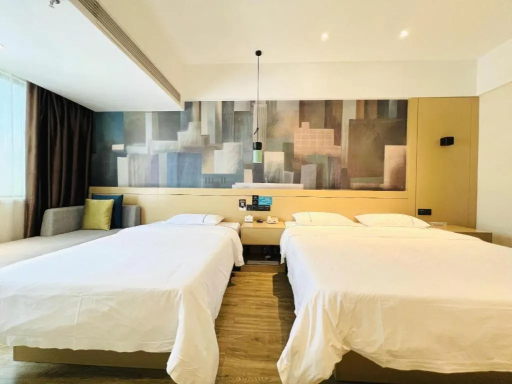 Bed in City Comfort Inn Chongqing Huangguan Dafuti