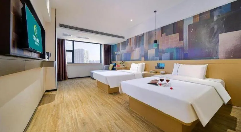 Bed in City Comfort Inn Chongqing Huangguan Dafuti