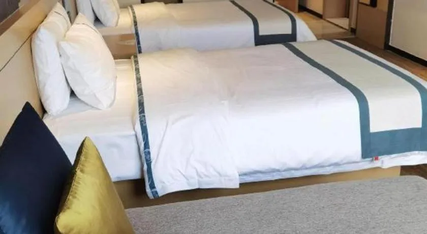 Bed in City Comfort Inn Chongqing Huangguan Dafuti