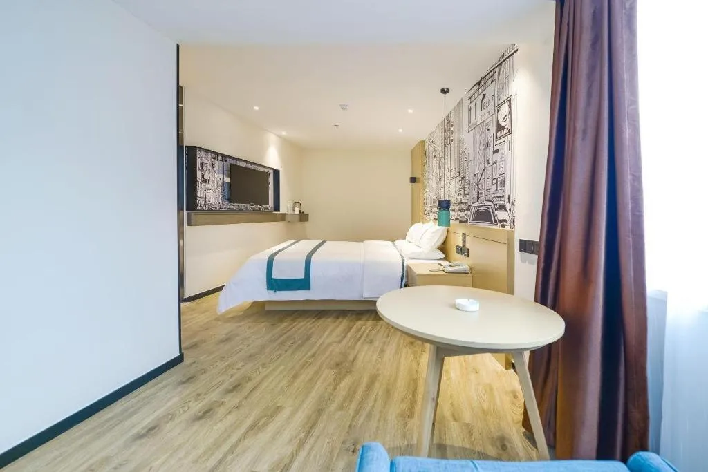 Bed in City Comfort Inn Chongqing Huangguan Dafuti